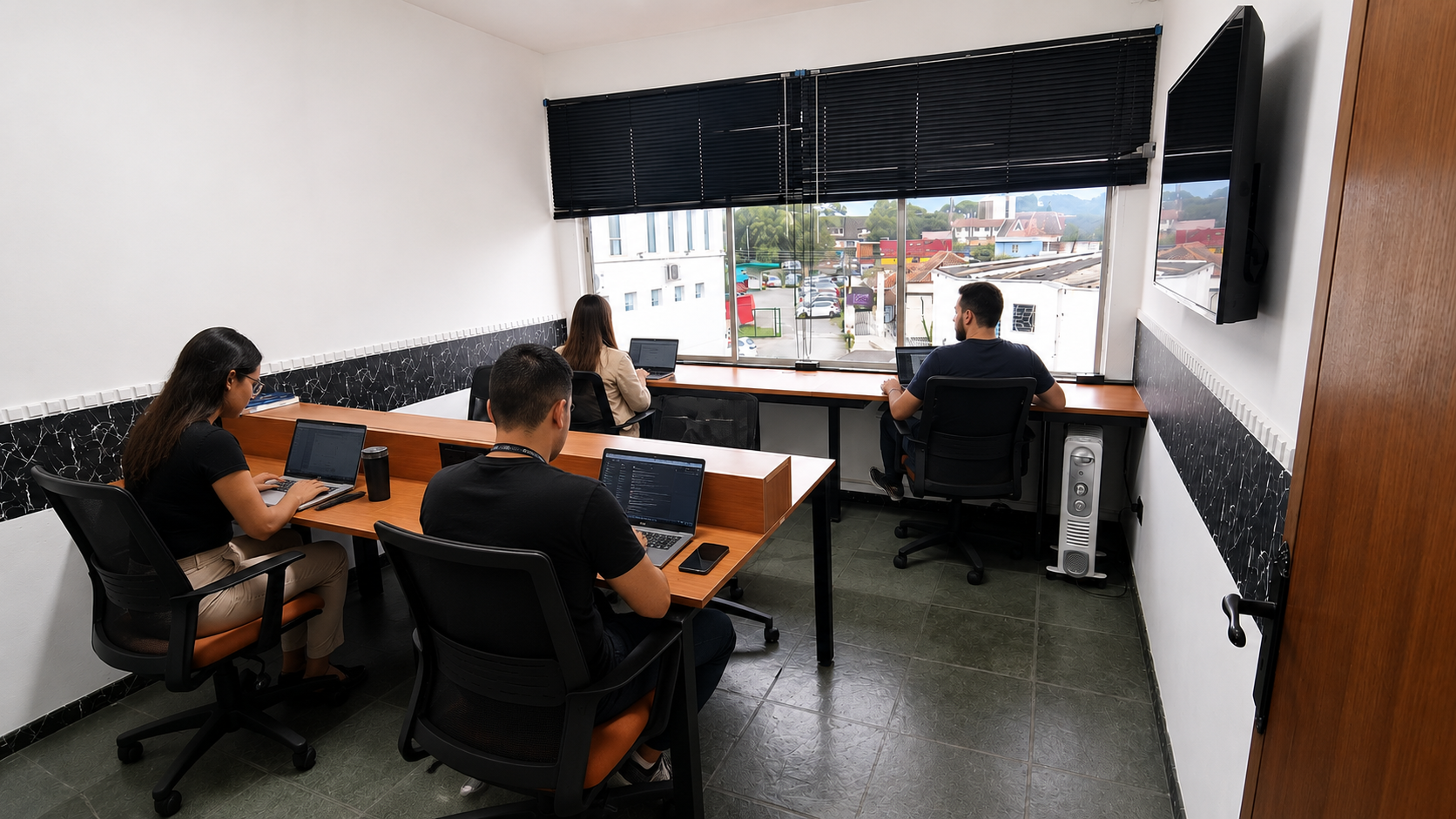 Sala privativa mobiliada em coworking Autom Hub em Curitiba para até 6 pessoas
